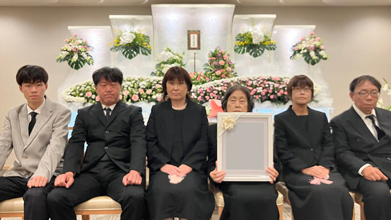 きれいな祭壇でした。